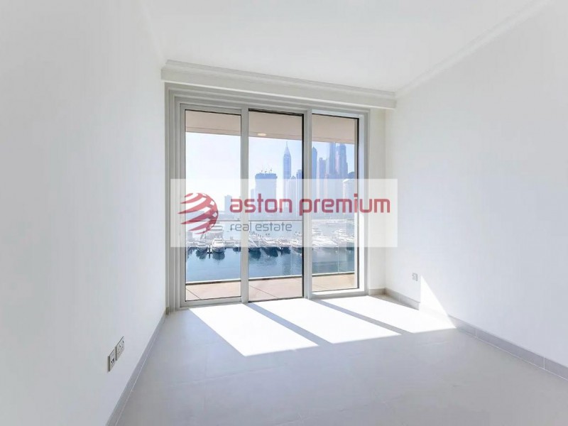 AP-S-28146-Apartment-Sale-Palace Beach Residence-EMAAR Beachfront-Dubai