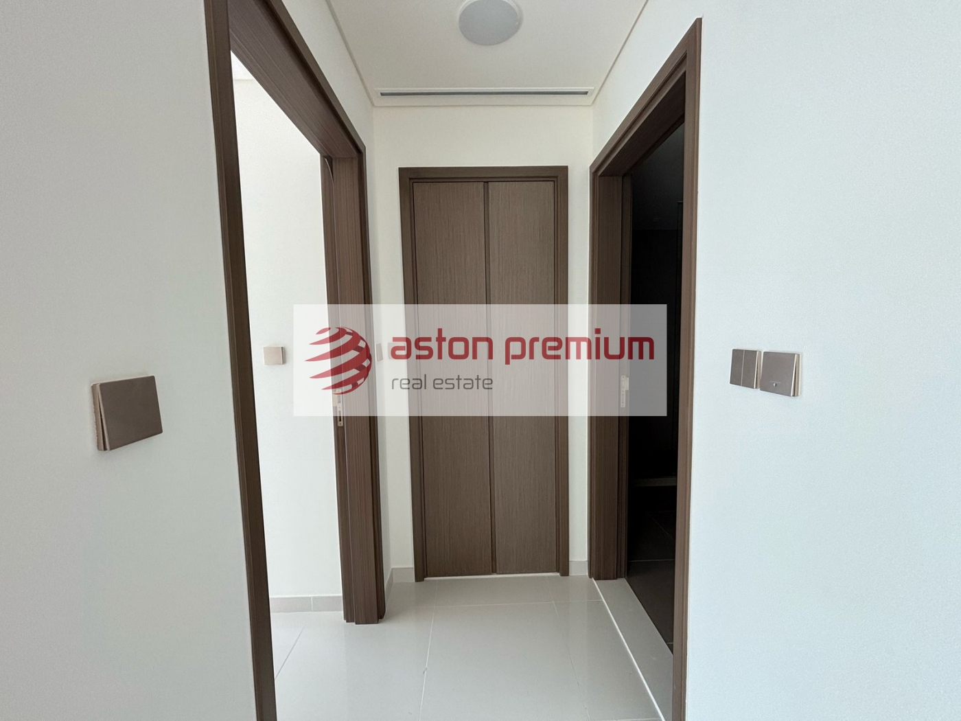 AP-S-28219-Apartment-Sale-Grand Bleu Tower 1-EMAAR Beachfront-Dubai