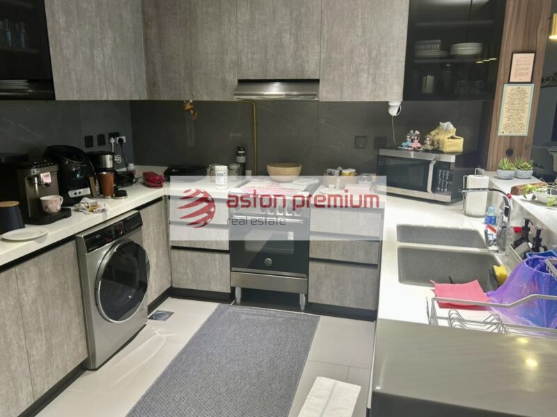 AP-S-28764-Apartment-Sale-MBL Royal-Jumeirah Lake Towers-Dubai