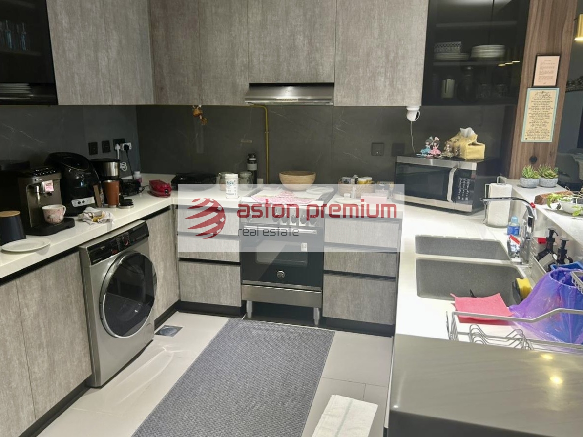 AP-S-28764-Apartment-Sale-MBL Royal-Jumeirah Lake Towers-Dubai