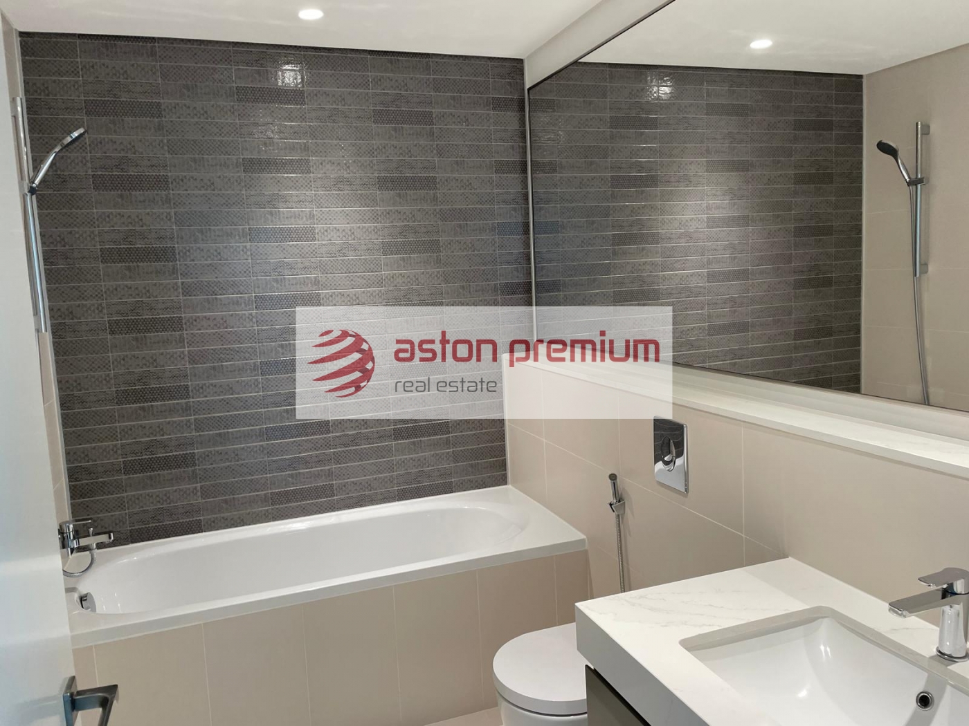 AP-S-28835-Apartment-Sale-Sunrise Bay Tower 1-EMAAR Beachfront-Dubai