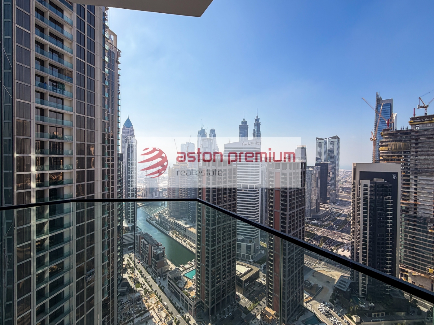 AP-S-28870-Apartment-Sale-Peninsula Three-Business Bay-Dubai