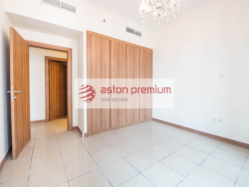 AP-S-28969-Apartment-Sale-Sulafa Tower-Dubai Marina-Dubai