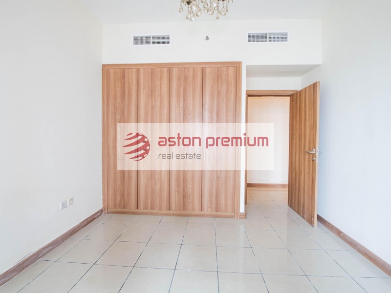 AP-S-28969-Apartment-Sale-Sulafa Tower-Dubai Marina-Dubai