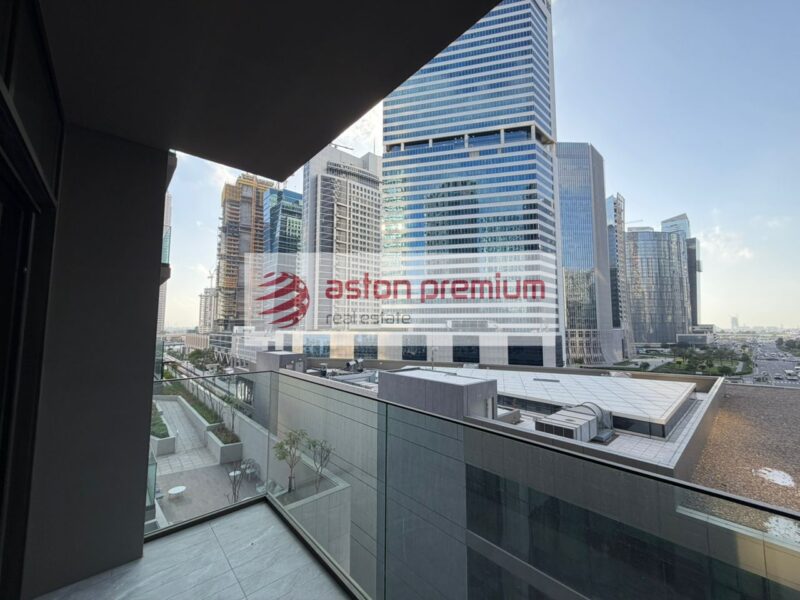 AP-S-28971-Apartment-Sale-Peninsula One-Business Bay-Dubai