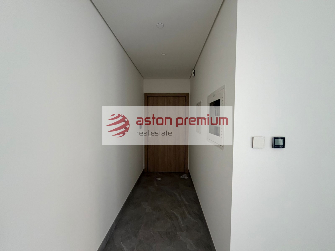 AP-S-28971-Apartment-Sale-Peninsula One-Business Bay-Dubai