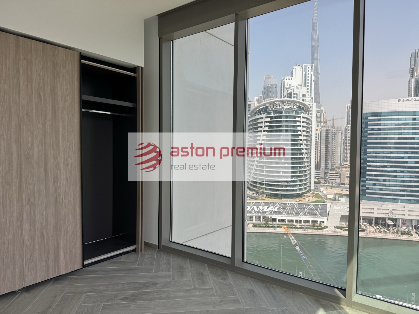 AP-R-26036-Apartment-Rent-Peninsula Three-Business Bay-Dubai