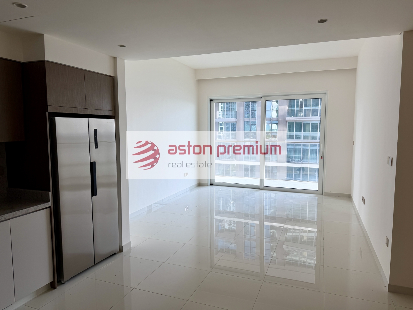 AP-R-26049-Apartment-Rent-Grand Bleu Tower 2-EMAAR Beachfront-Dubai