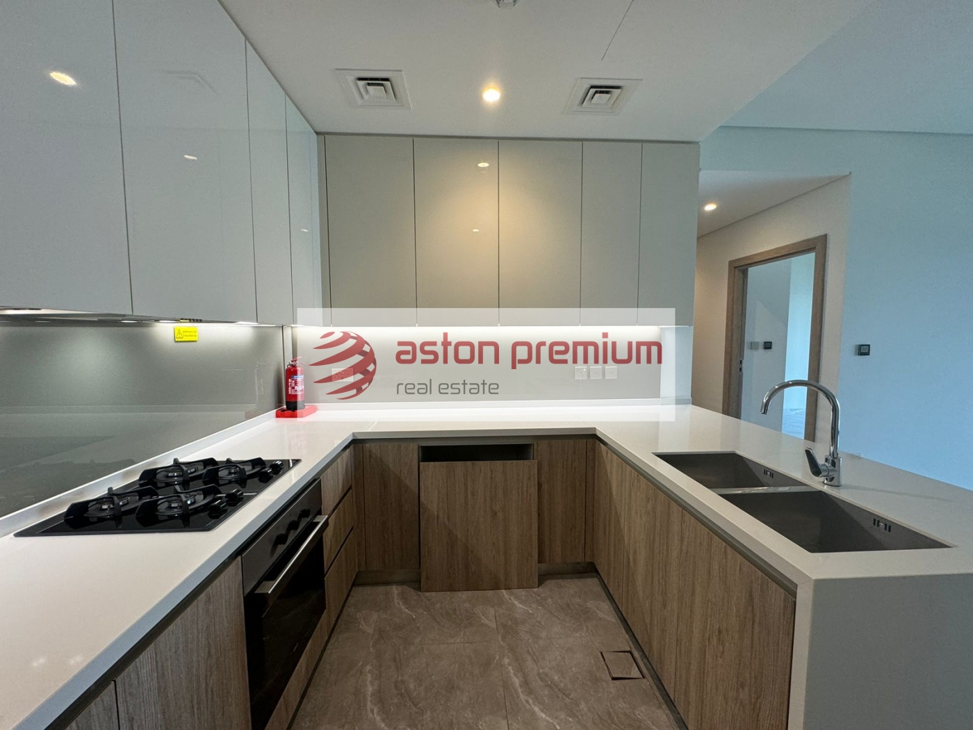 AP-S-29002-Apartment-Sale-Peninsula One-Business Bay-Dubai