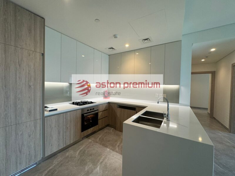 AP-S-29002-Apartment-Sale-Peninsula One-Business Bay-Dubai