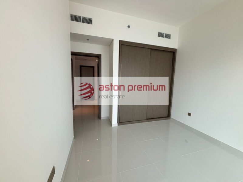 AP-S-29016-Apartment-Sale-Grand Bleu Tower 1-EMAAR Beachfront-Dubai