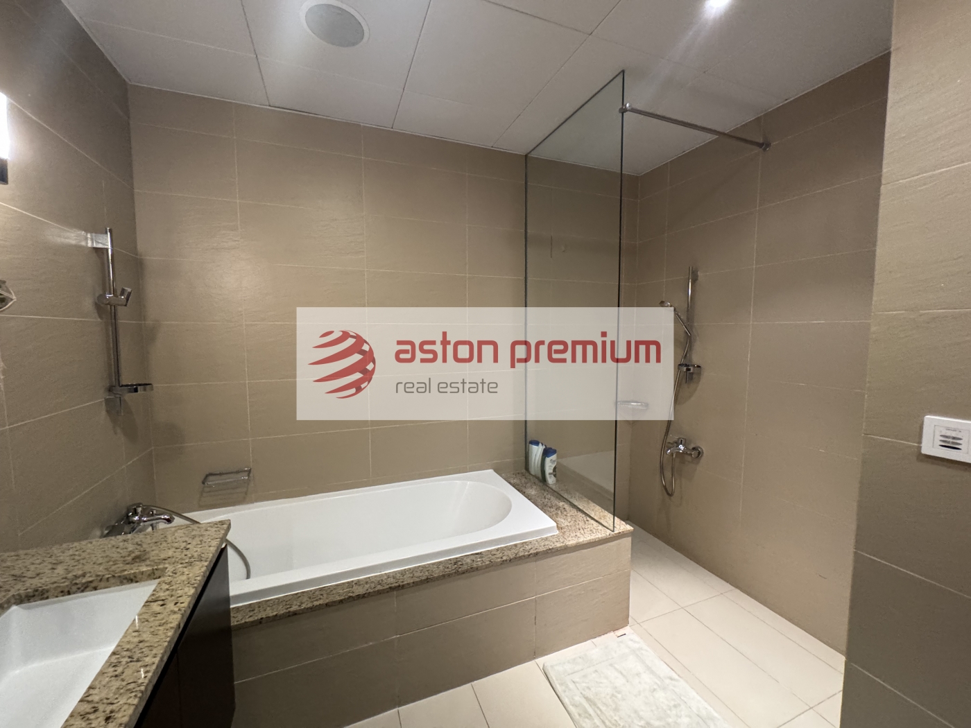 AP-R-26146-Apartment-Rent-Tiara Emerald-Palm Jumeirah-Dubai
