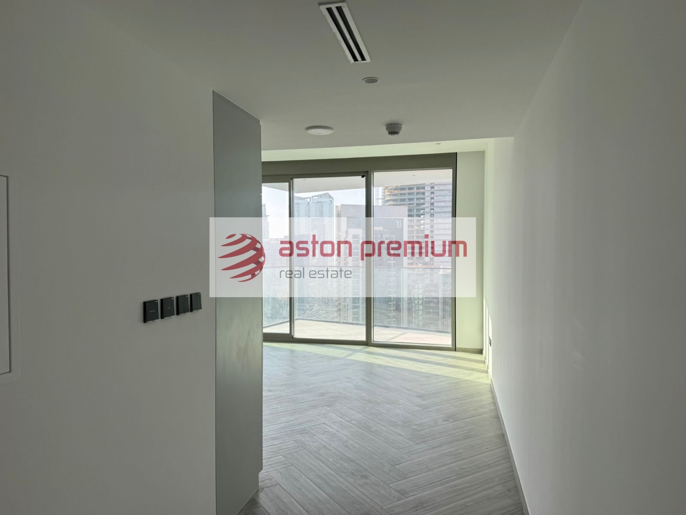 AP-R-26168-Apartment-Rent-Peninsula Three-Business Bay-Dubai