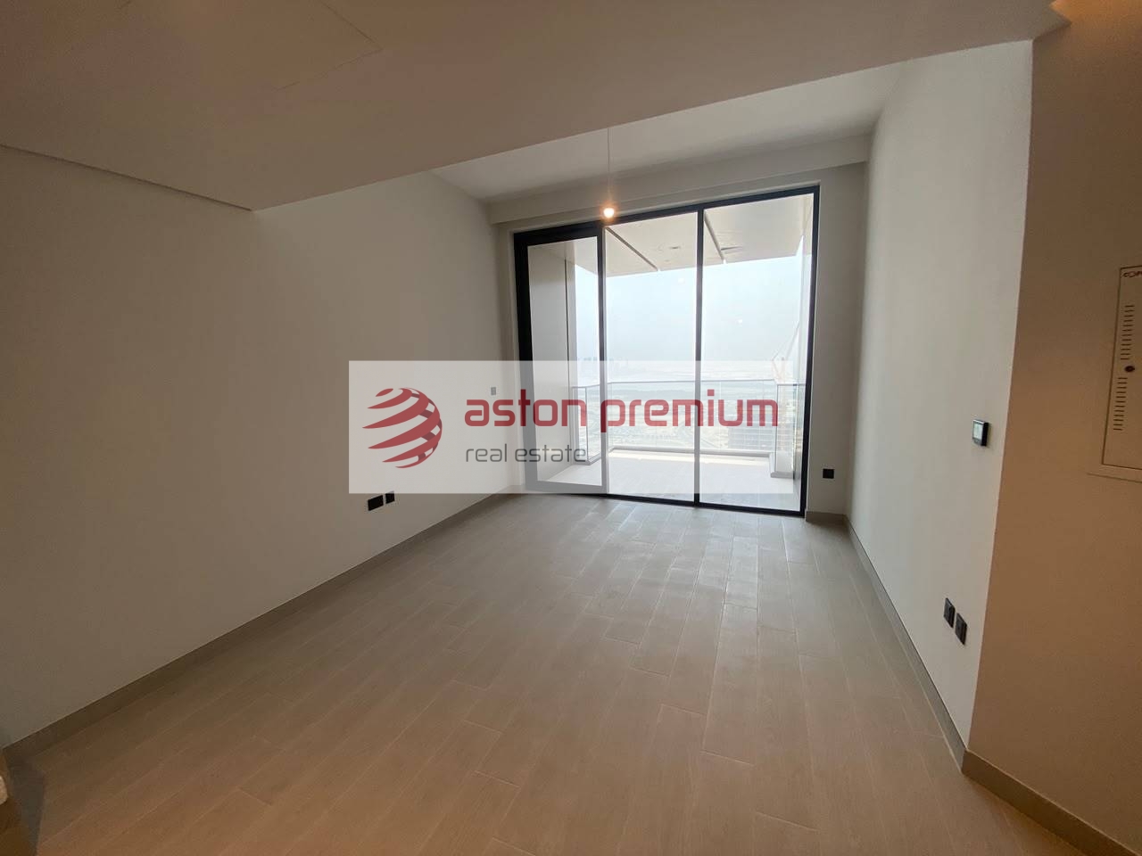 AP-R-26196-Apartment-Rent-Regalia-Business Bay-Dubai
