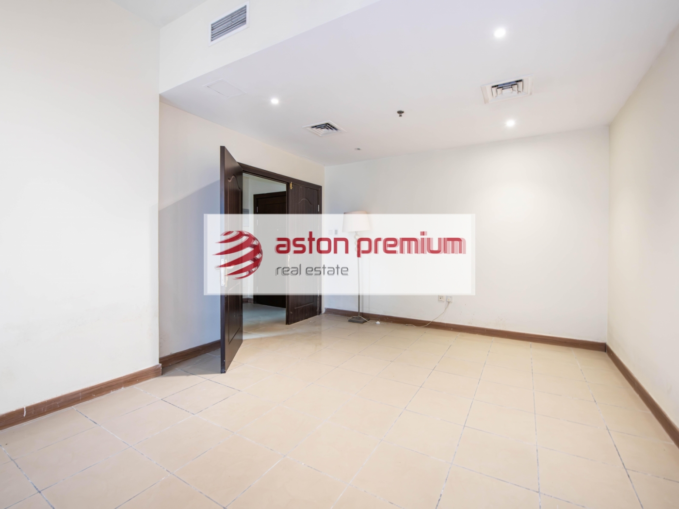 AP-S-29181-Apartment-Sale-Sulafa Tower-Dubai Marina-Dubai