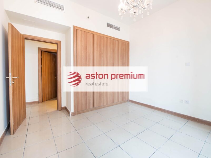 AP-S-29181-Apartment-Sale-Sulafa Tower-Dubai Marina-Dubai