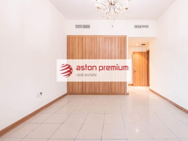 AP-S-29181-Apartment-Sale-Sulafa Tower-Dubai Marina-Dubai