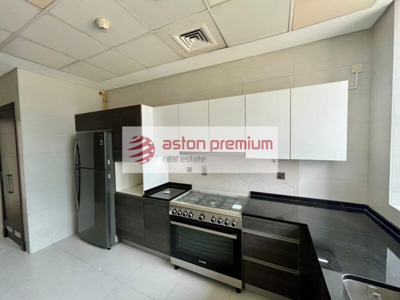 AP-R-26270-Apartment-Rent-Bahwan Tower-Downtown Dubai-Dubai