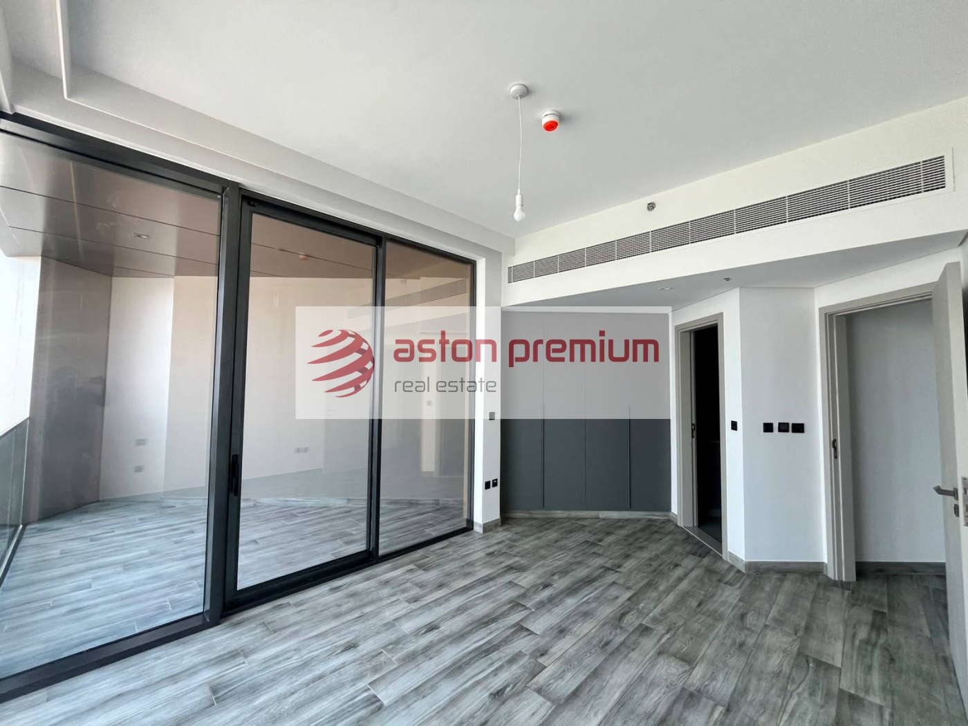 AP-R-26260-Apartment-Rent-Regalia-Business Bay-Dubai
