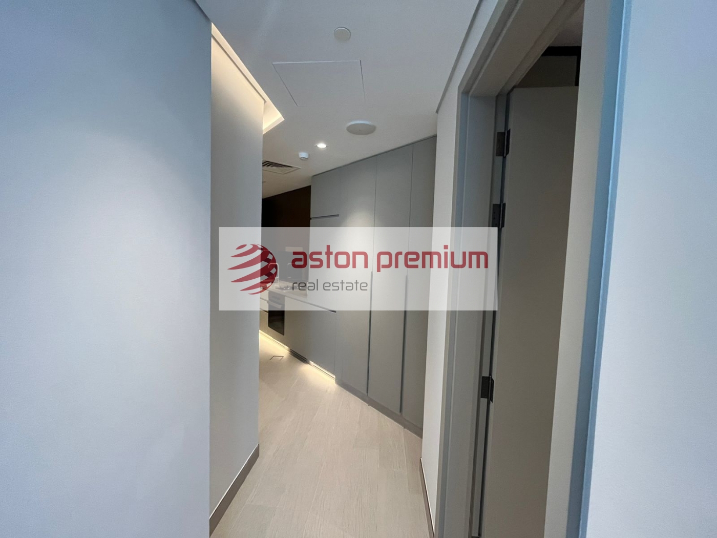AP-R-26310-Apartment-Rent-Regalia-Business Bay-Dubai