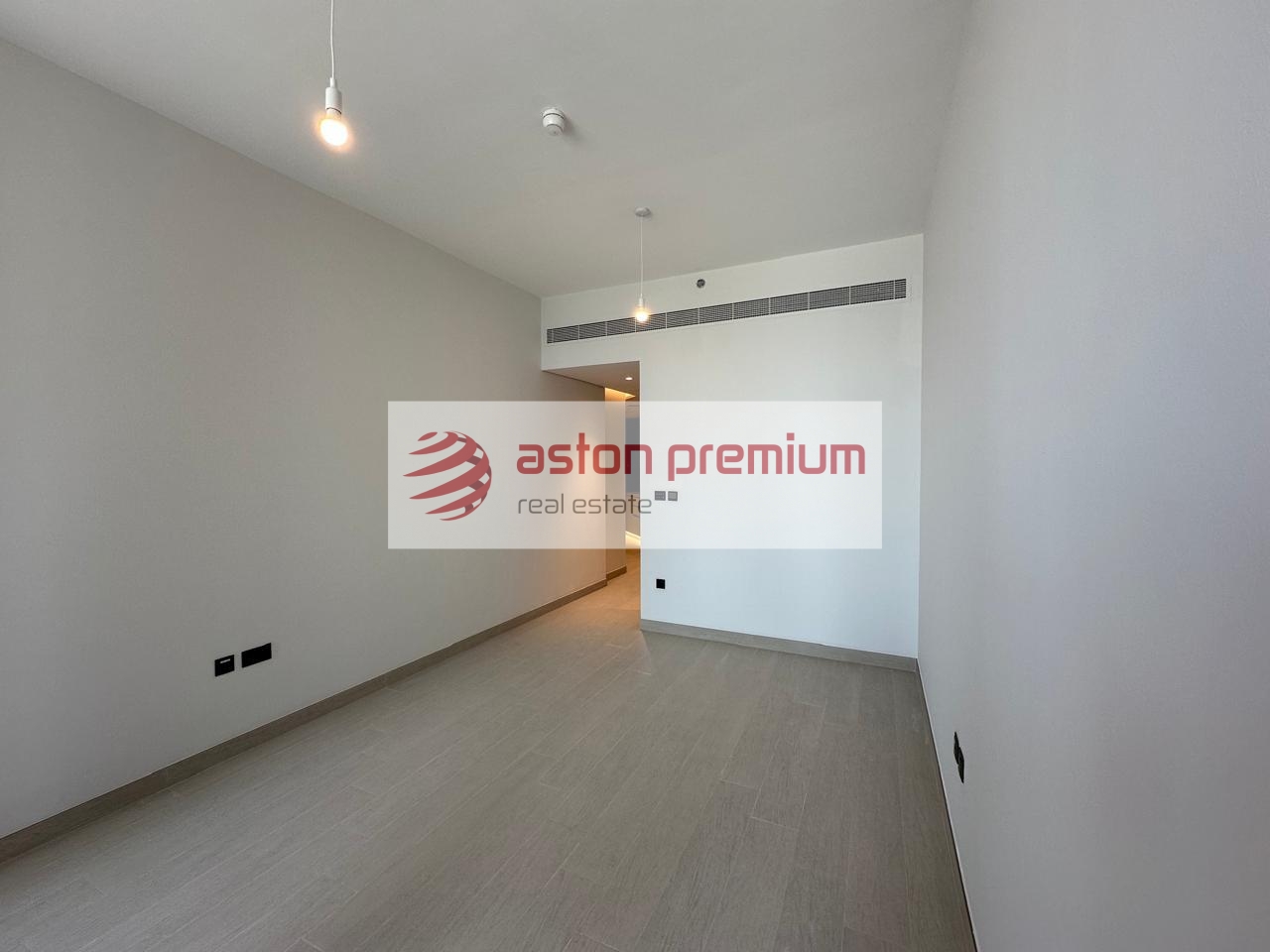 AP-R-26312-Apartment-Rent-Regalia-Business Bay-Dubai