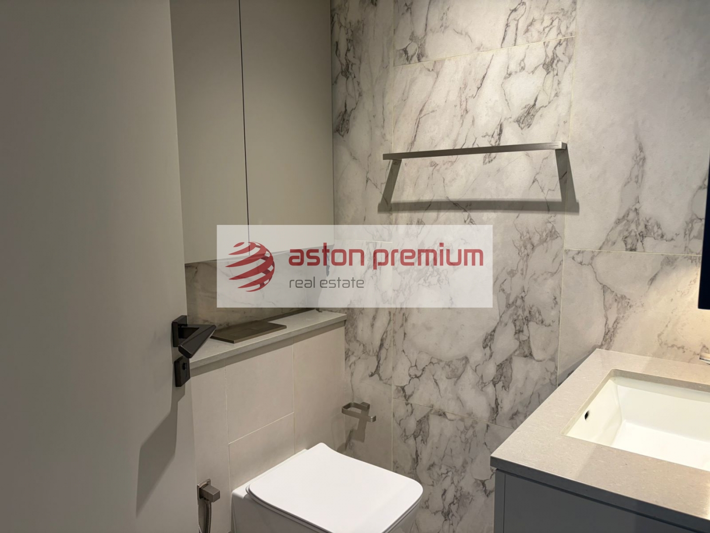 AP-R-26334-Apartment-Rent-Regalia-Business Bay-Dubai