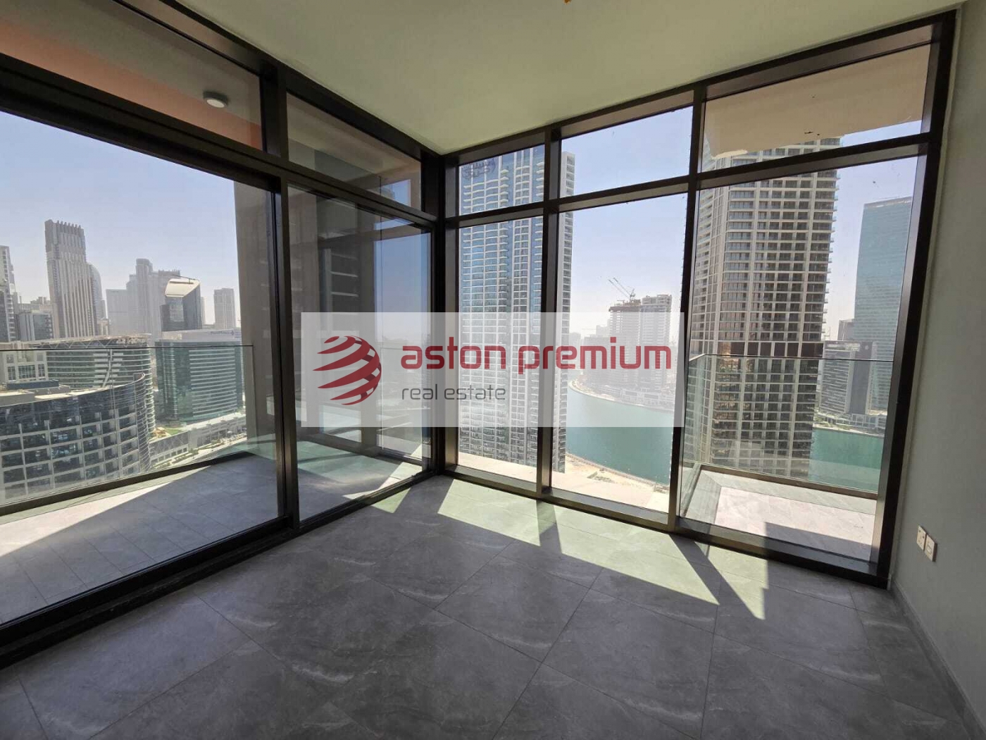 AP-S-29282-Apartment-Sale-Peninsula Two-Business Bay-Dubai